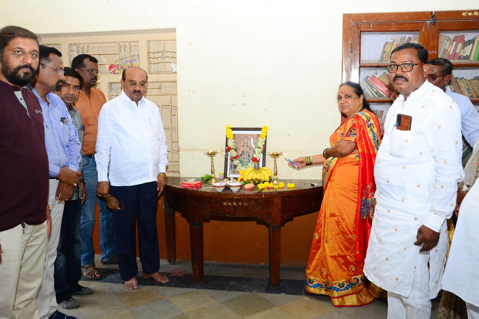 Award presentation to distinguished members.