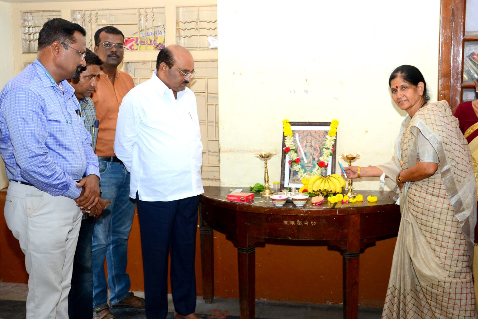 Zilla Parishad award function with district officials posing for a group photo in Solapur
